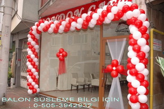 25 metre işyeri açılış balon süslemesi küçük paket  STA balon firmasi ürünüdür 