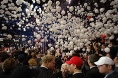 1000 adet renkli balon d�k�lmesi